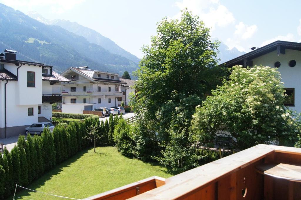 Chalet Perauer Mayrhofen Room photo